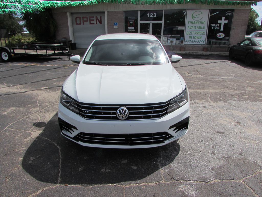 2017 Volkswagen Passat Image 21