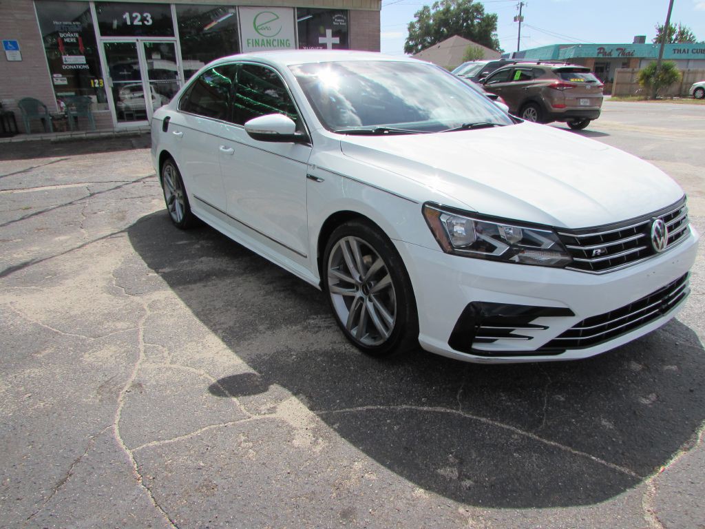 2017 Volkswagen Passat Image 24
