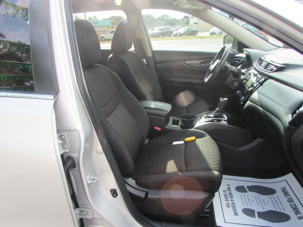 2017 Nissan Rogue Image 20