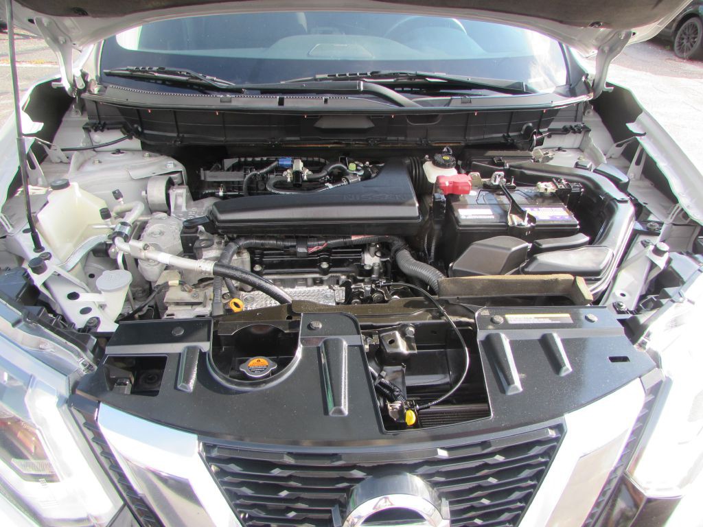 2017 Nissan Rogue Image 23
