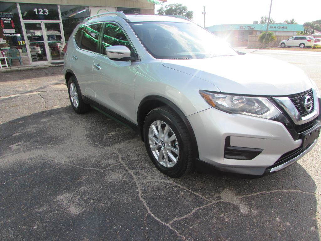 2017 Nissan Rogue Image 24