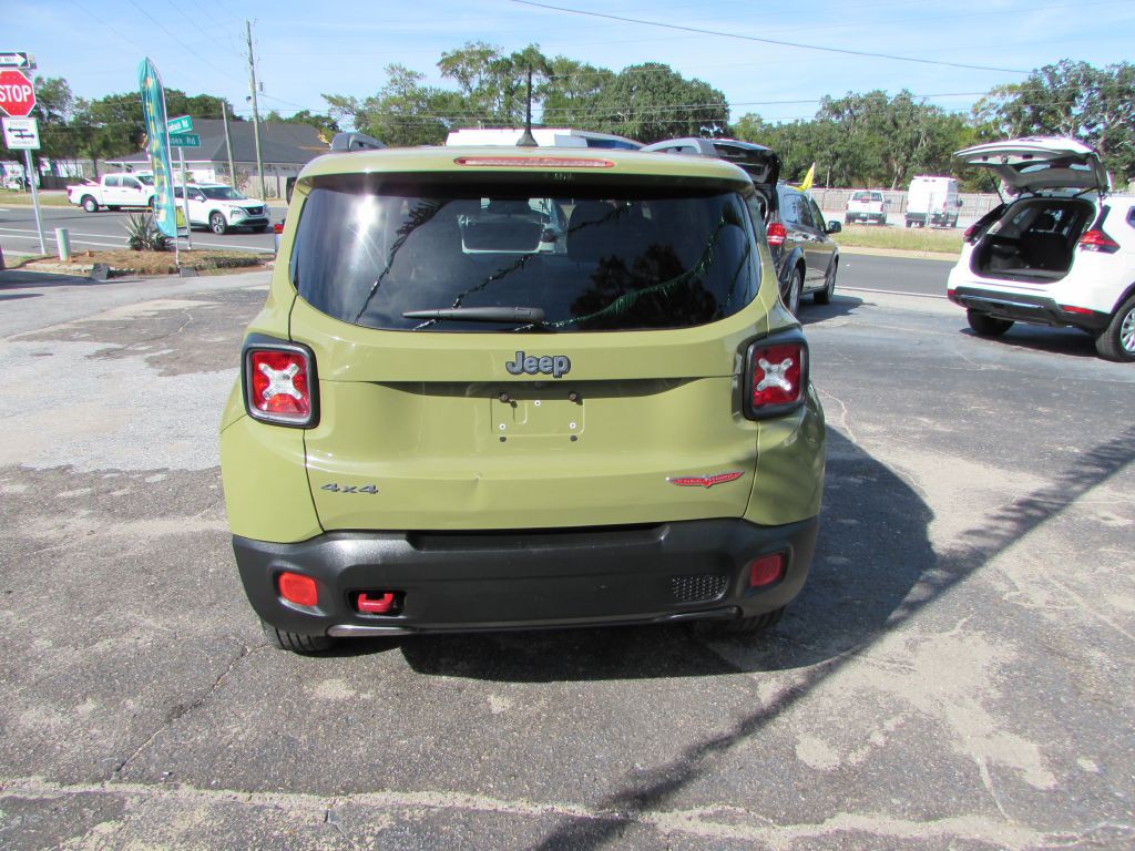 2015 Jeep Renegade Image 11