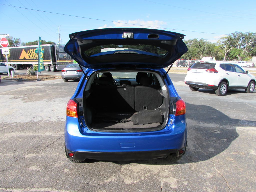 2015 Mitsubishi Outlander Image 13