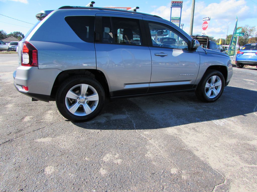 2015 Jeep Compass Image 22