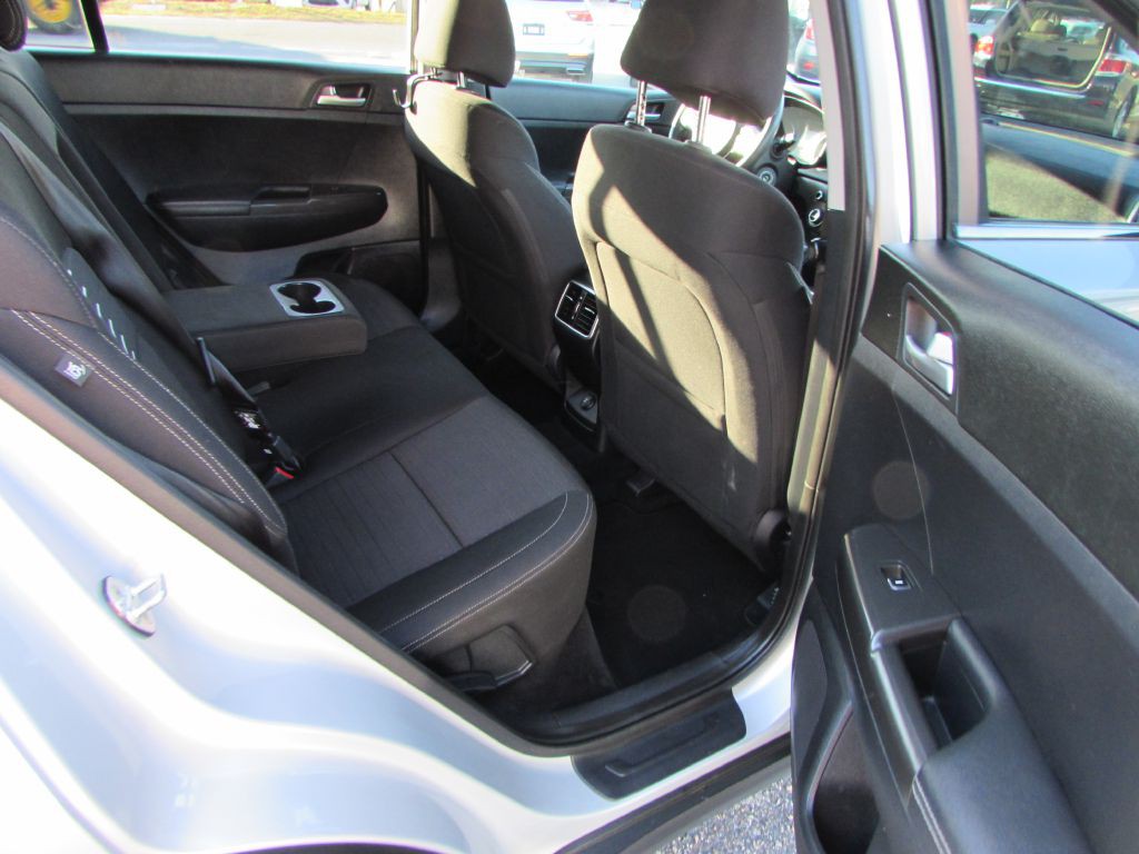 2017 Kia Sportage Image 13