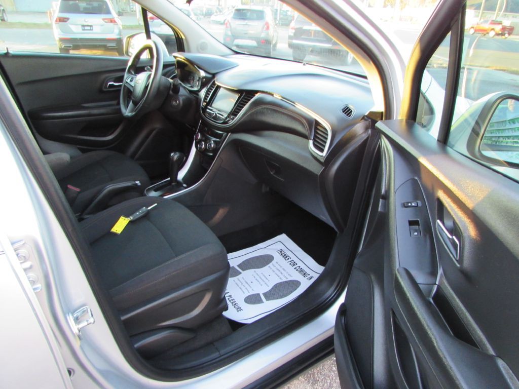 2022 Chevrolet Trax Image 17