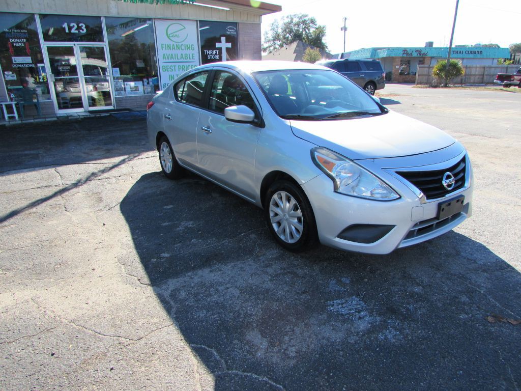 2016 Nissan Versa Image 19