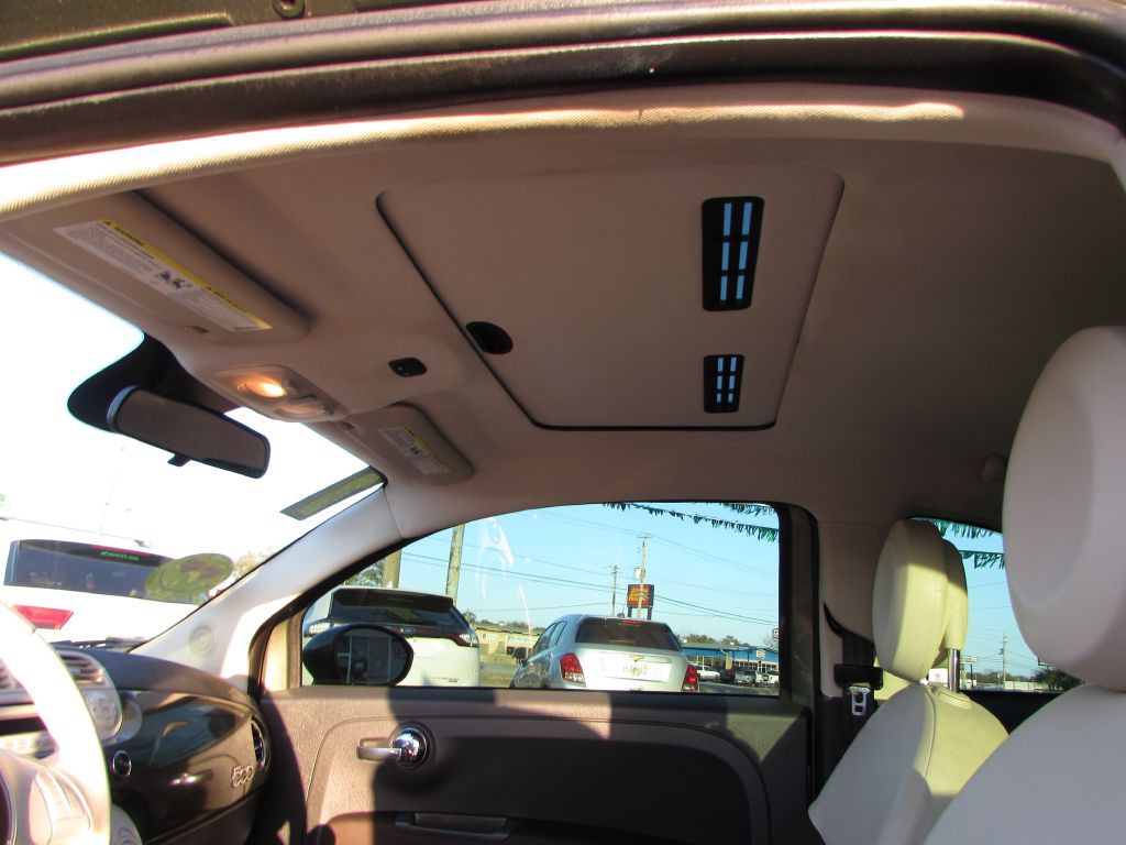 2014 FIAT 500 Image 7