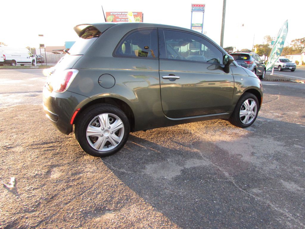 2014 FIAT 500 Image 23