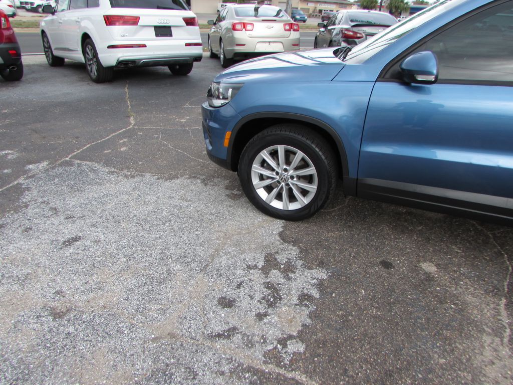 2018 Volkswagen Tiguan Image 2