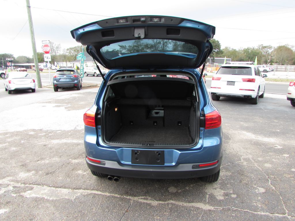 2018 Volkswagen Tiguan Image 12