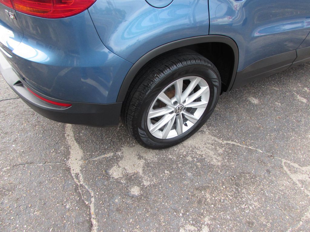 2018 Volkswagen Tiguan Image 15