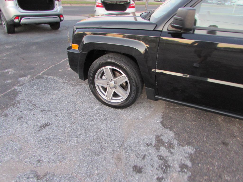 2008 Jeep Patriot Image 2