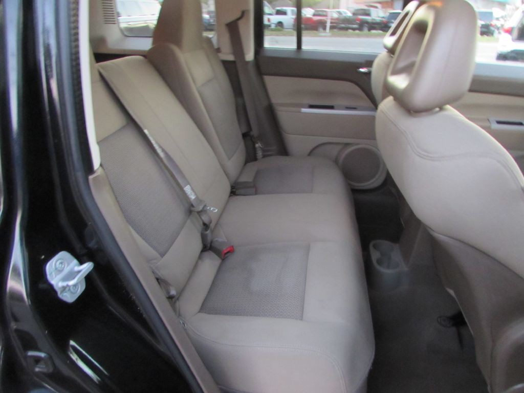 2008 Jeep Patriot Image 16