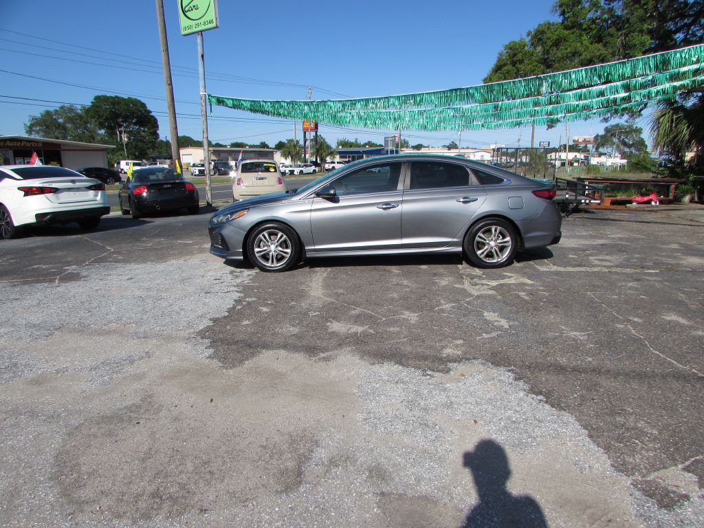 2018 Hyundai Sonata Image 1