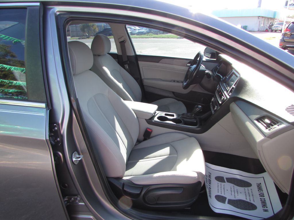 2018 Hyundai Sonata Image 17