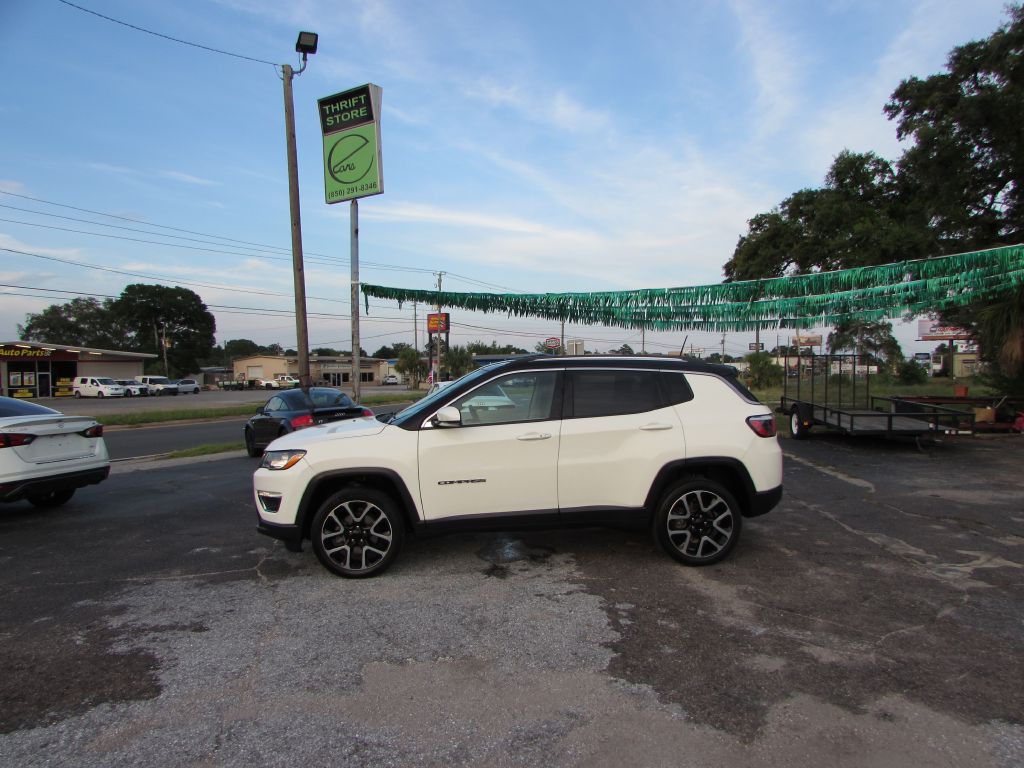 2018 Jeep Compass Image 1