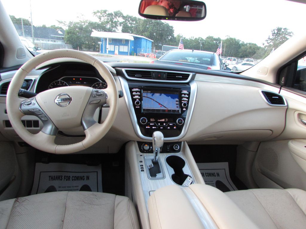 2016 Nissan Murano Image 9
