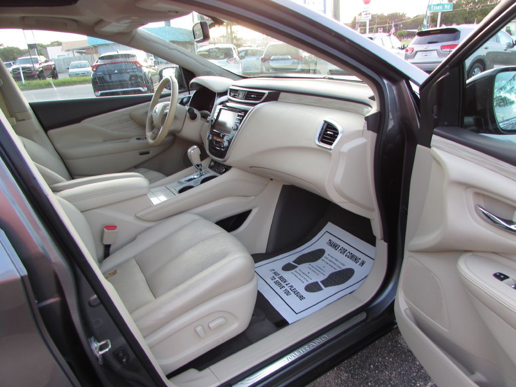 2016 Nissan Murano Image 18