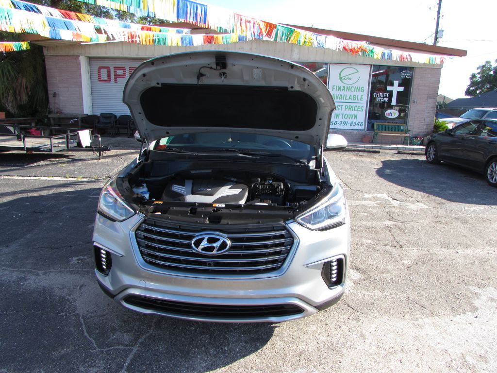 2017 Hyundai Santa Fe Image 24