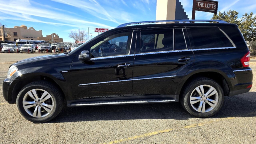 2012 Mercedes-Benz GL-Class Image 2