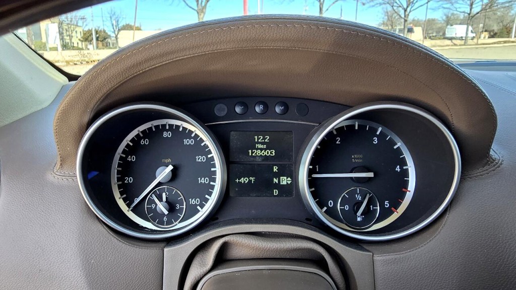 2012 Mercedes-Benz GL-Class Image 7