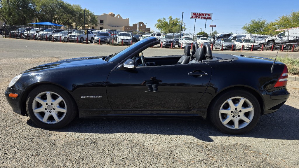 2001 Mercedes-Benz SLK-Class Image 8