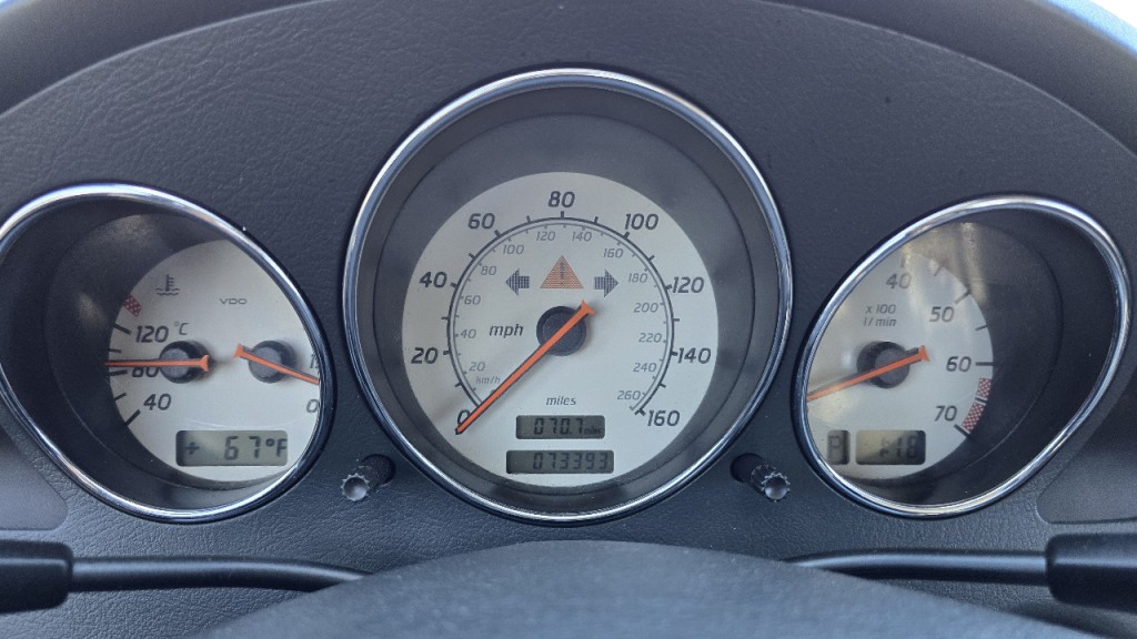 2001 Mercedes-Benz SLK-Class Image 13
