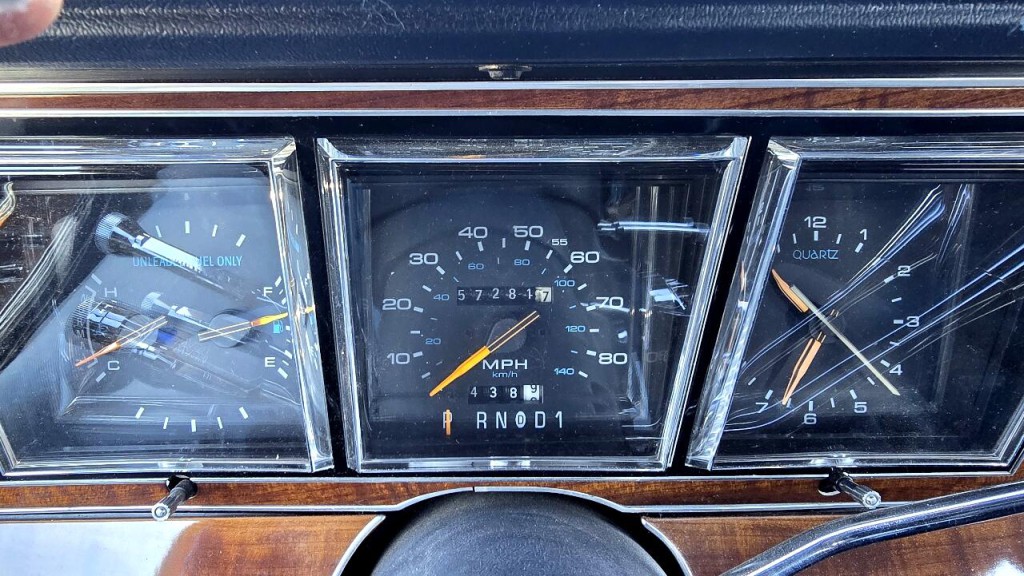 1989 Lincoln Town Car Image 7