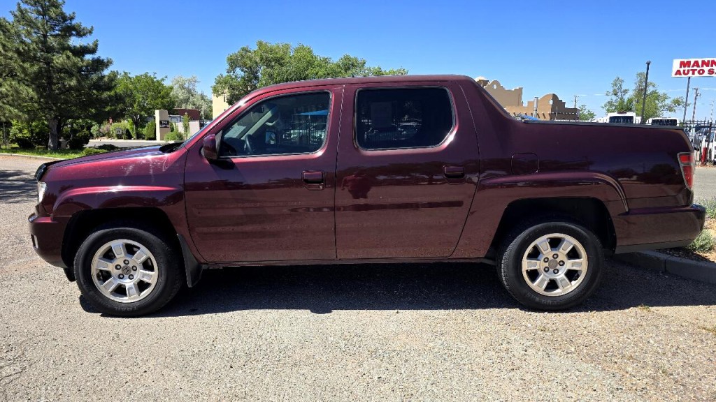 2012 Honda Ridgeline Image 2