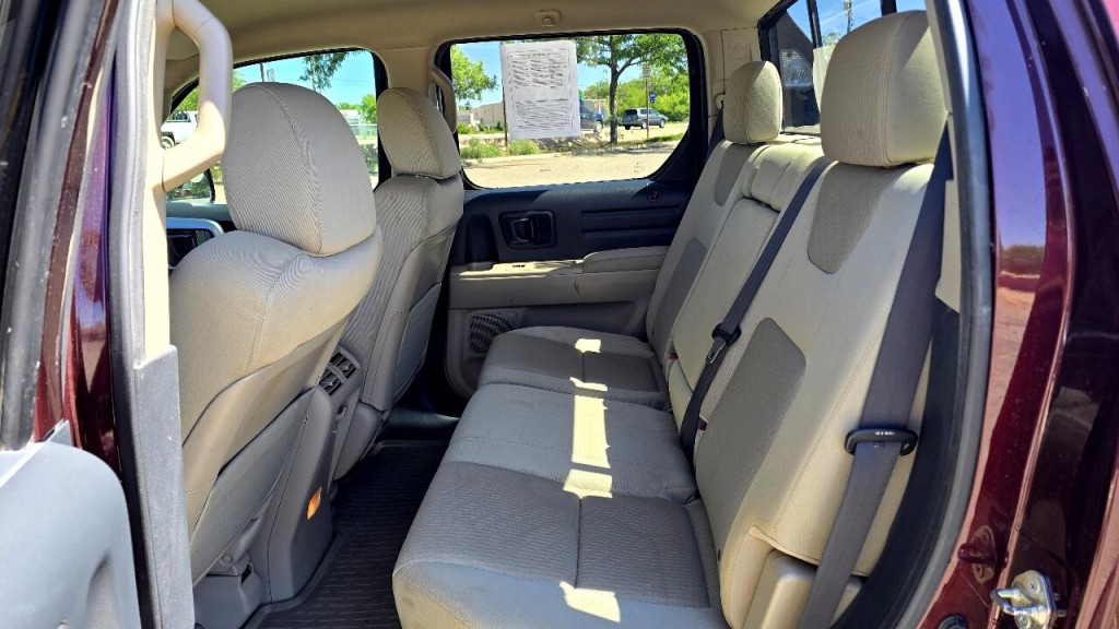 2012 Honda Ridgeline Image 10