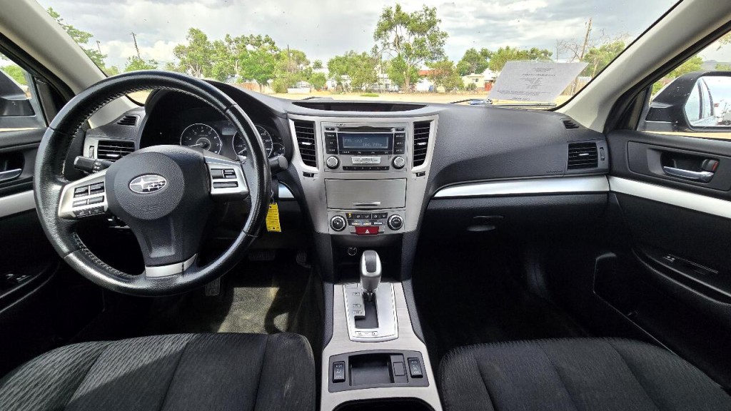 2012 Subaru Legacy Image 8