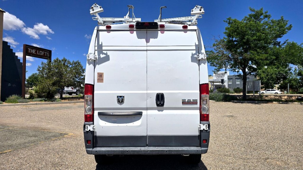 2017 RAM Promaster Image 3
