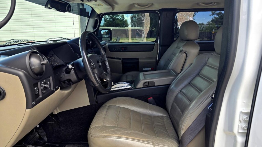 2005 HUMMER H2 Image 9