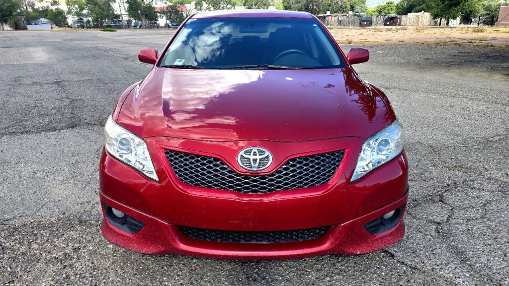 2010 Toyota Camry Image 6