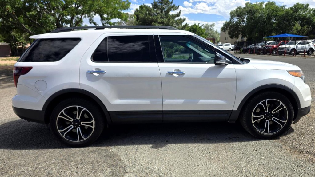2014 Ford Explorer Image 4