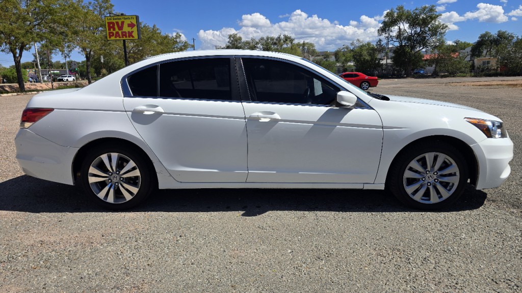 2011 Honda Accord Image 4