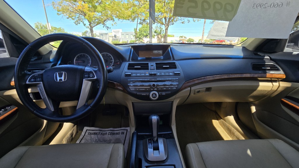 2011 Honda Accord Image 8