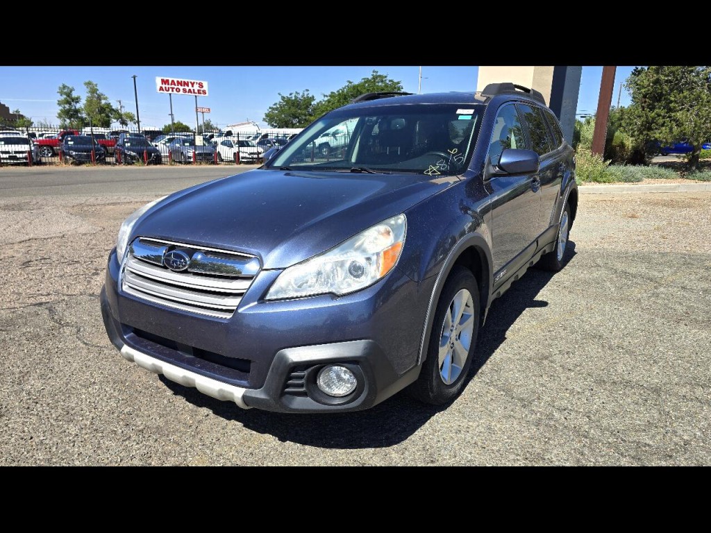 2013 Subaru Outback Image 1