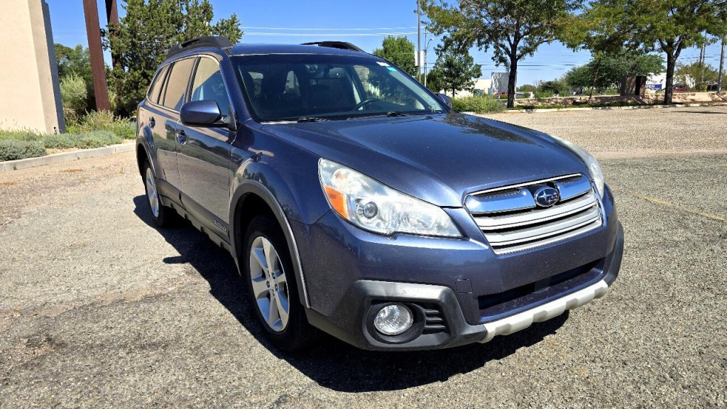 2013 Subaru Outback Image 5