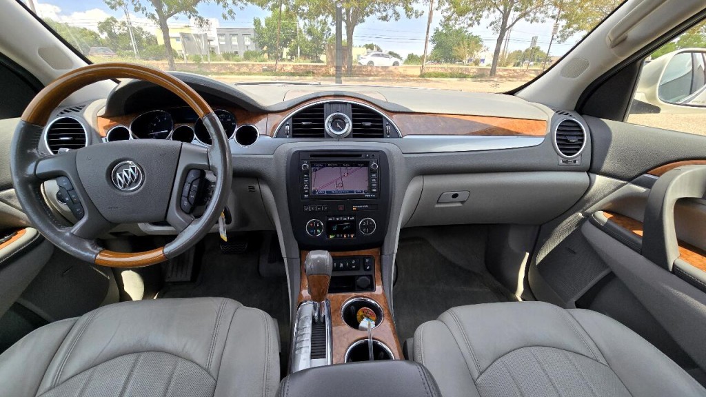 2012 Buick Enclave Image 9