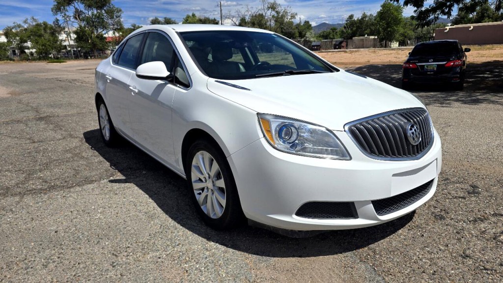 2015 Buick Verano Image 5