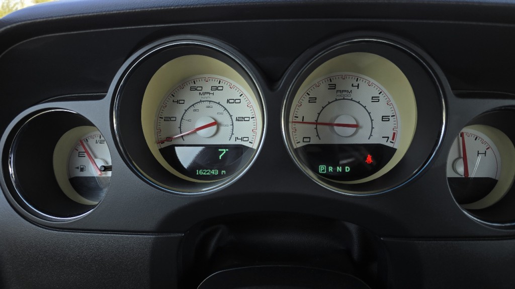 2012 Dodge Challenger Image 7