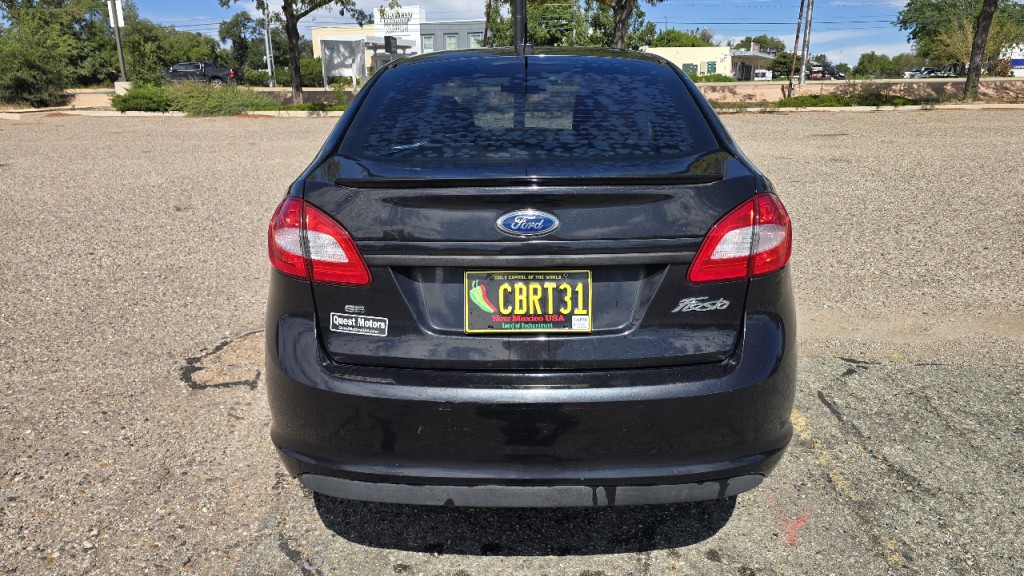 2012 Ford Fiesta Image 3