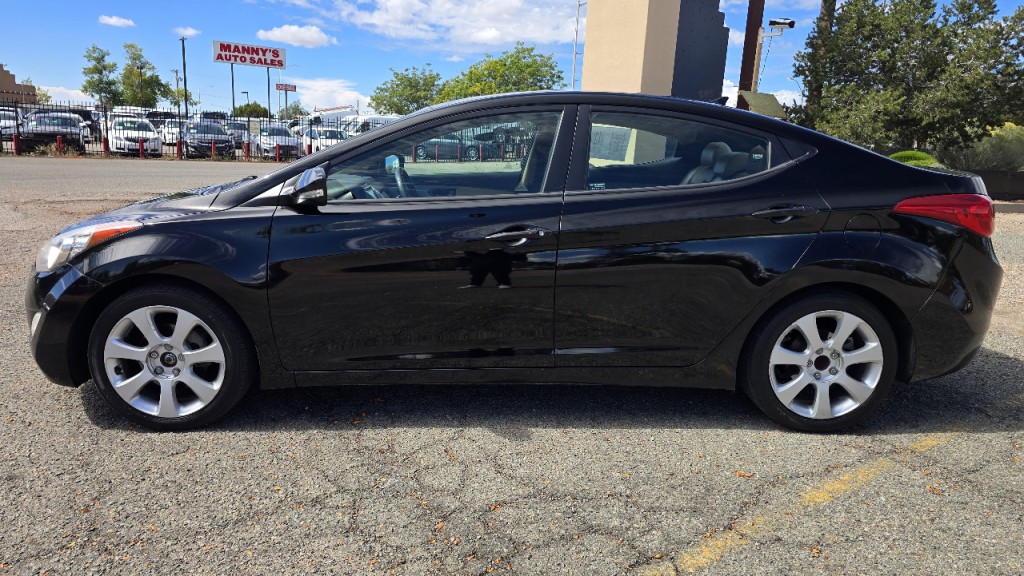 2012 Hyundai Elantra Image 2