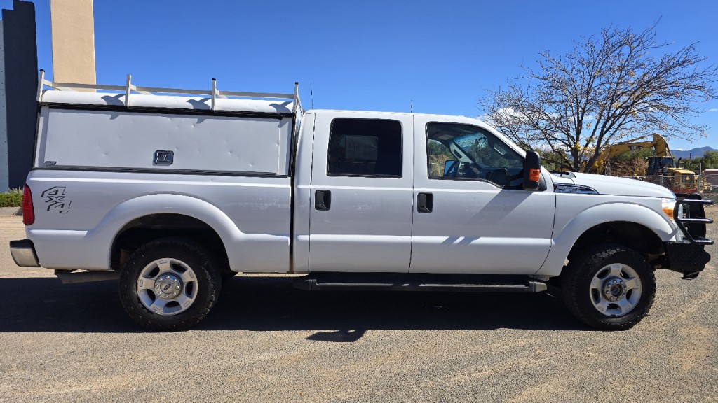 2015 Ford F-250 Image 4