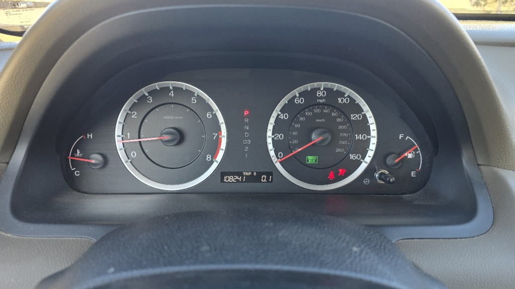 2010 Honda Accord Image 7