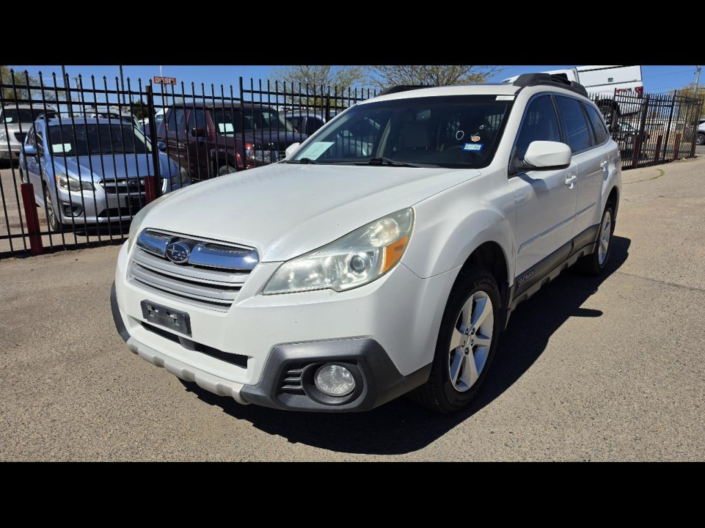 2014 Subaru Outback Image 1
