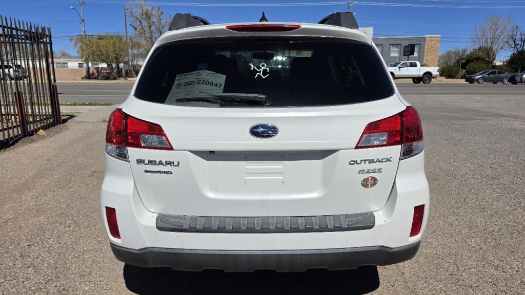 2014 Subaru Outback Image 3