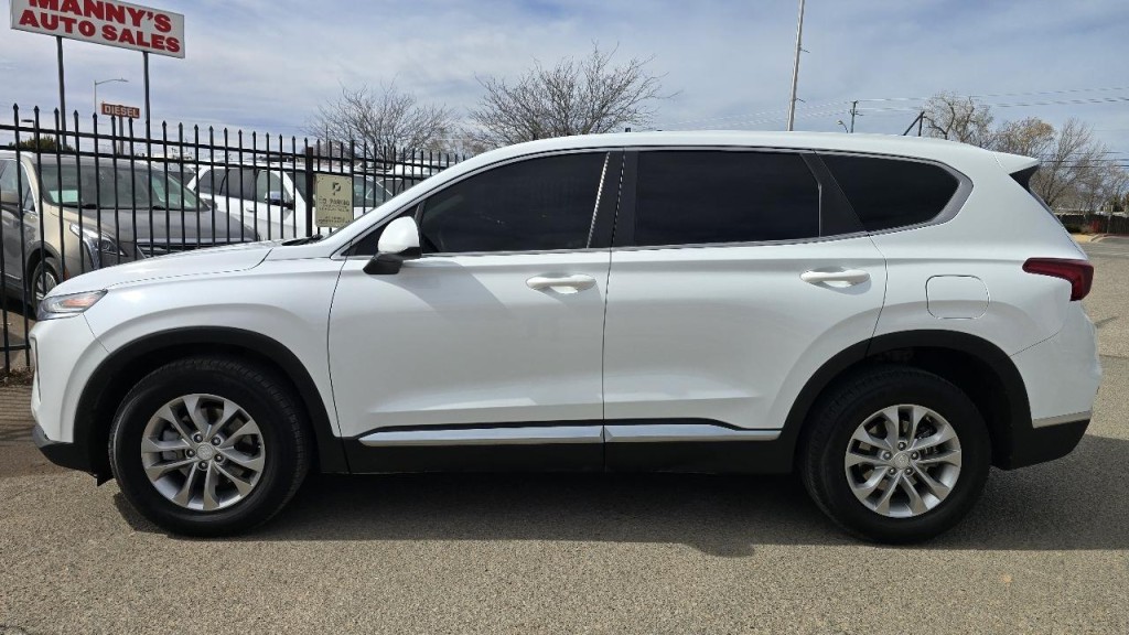 2019 Hyundai Santa Fe Image 2